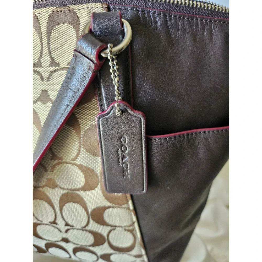 Coach Ava Tote in Signature and Leather/Brown